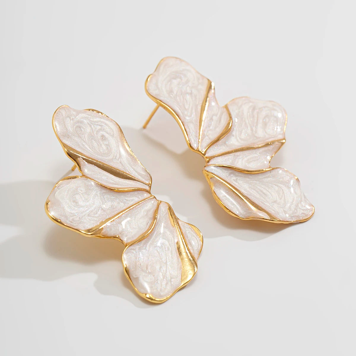 עגילים דגם רוז